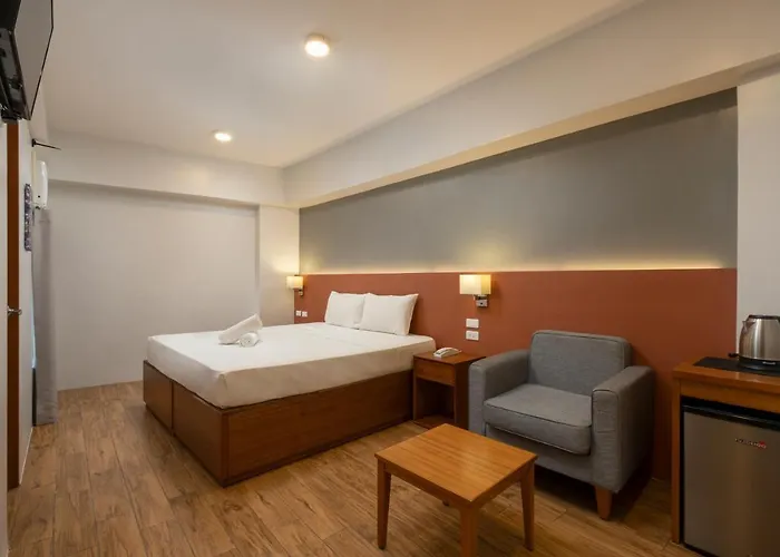 Deluxe King Room